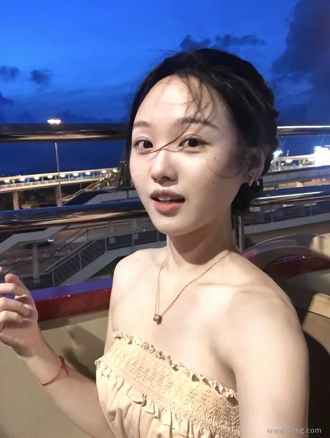 4K高清美女手机平板壁纸